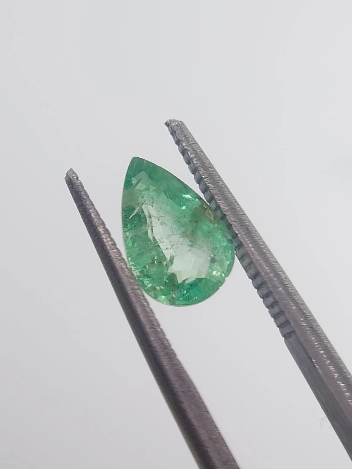 1.04ct Natural Emerald Pear Shape Loose Gemstone from Panjshir Afghanistan — view 2